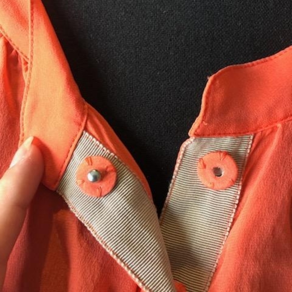 Banana Republic silky blouse